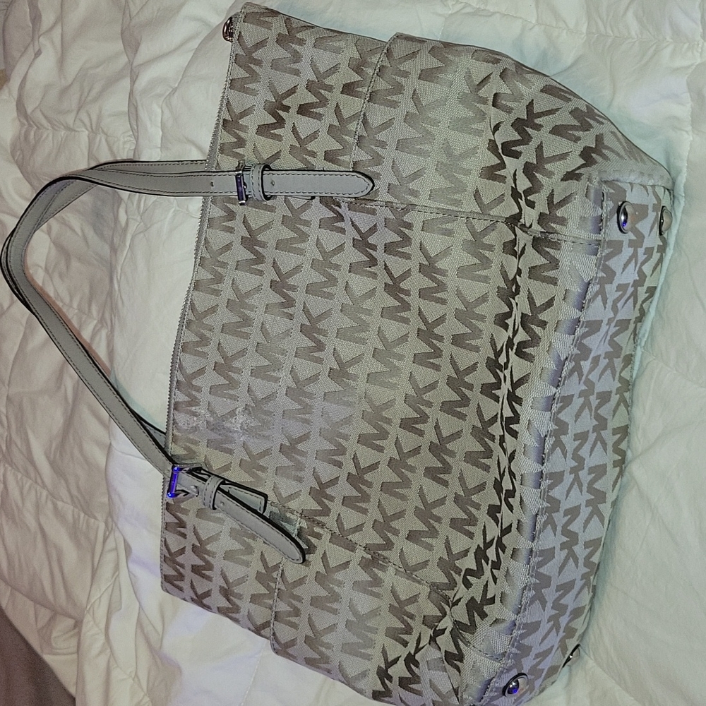 Authentic Michael Kors purse